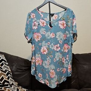 torrid Teal Floral Short-Sleeve Blouse with Pink Flowers